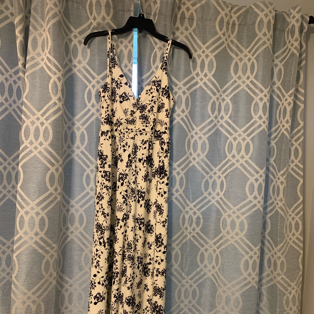Banana Republic Maxi Dress w/ long slit